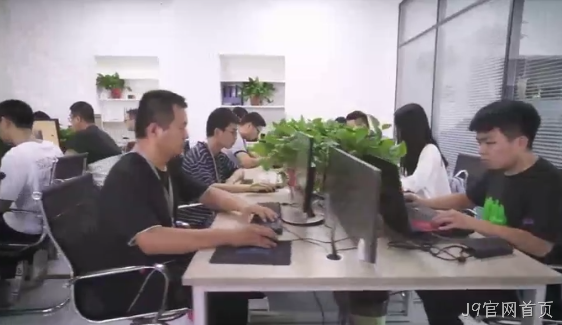 技术研发团队